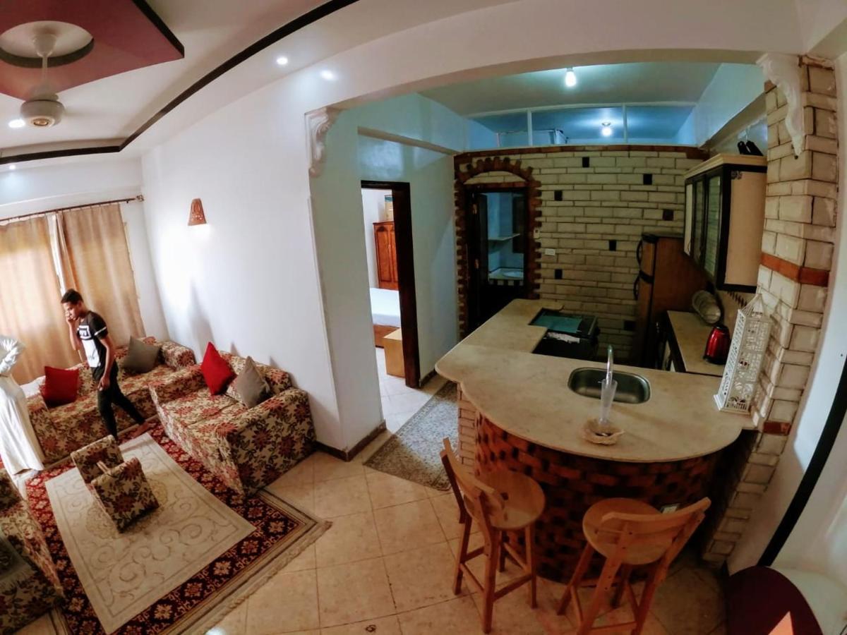 Tara Apartments Luxor Bagian luar foto