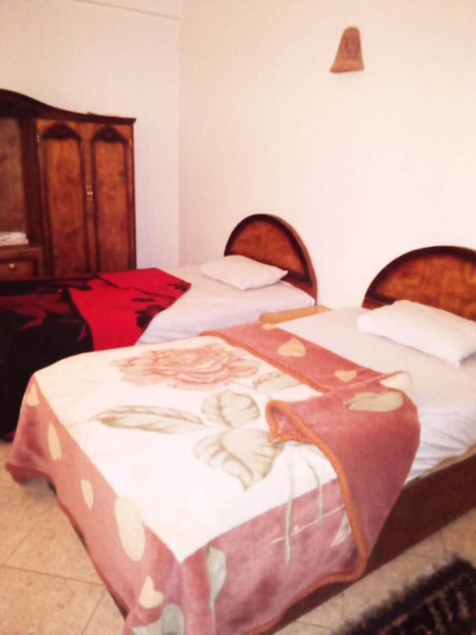 Tara Apartments Luxor Bagian luar foto