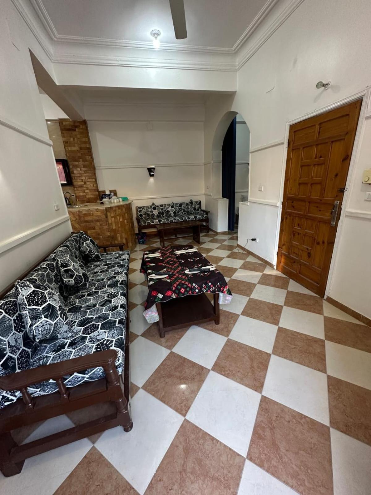 Tara Apartments Luxor Bagian luar foto